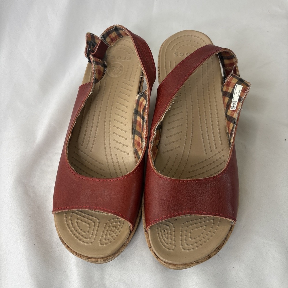 CROCS A-Leigh Leather Cork Wedge Slingback Sandals Size 8 Orange/Red Boho Shoes - Picture 2 of 7